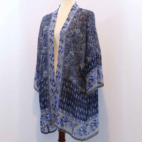 Wild Blue Chiffon Print Open Front Kimono - Picture 3 of 8